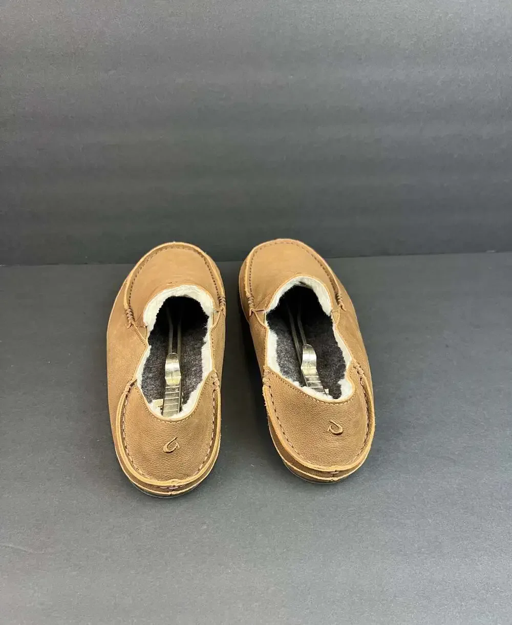 OluKai Moloa Men's Leather Shearling Lined Slippers US 11 Euro 44